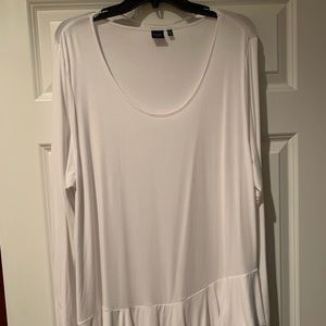 Cute White Long Sleeve Top